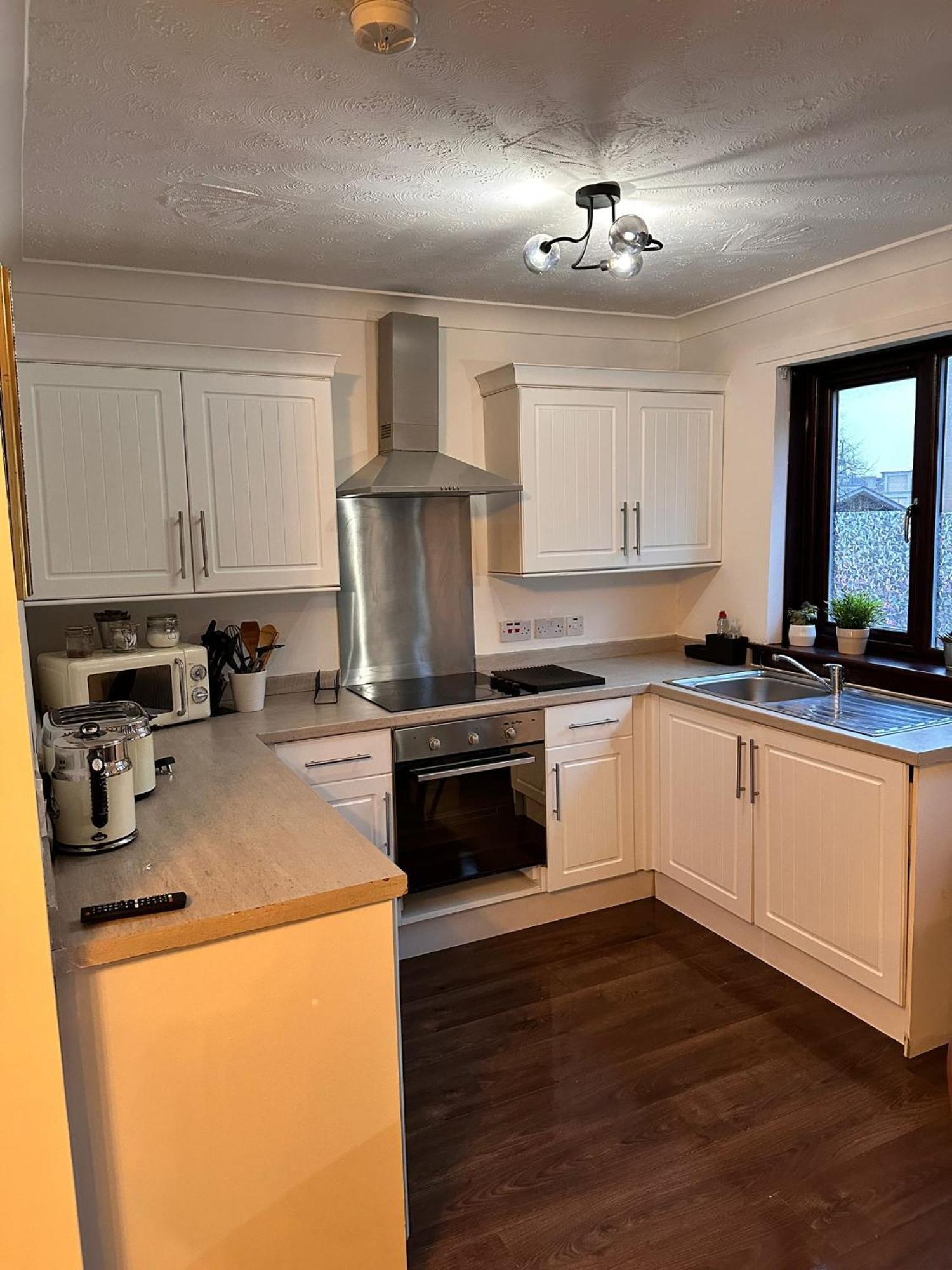 Brightcentral Apartment With Parking Glasgow Bagian luar foto